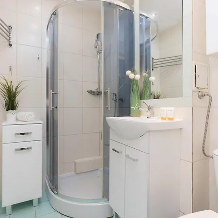 Marszalkowska Saski Garden By Renters Apartamento Varsóvia
